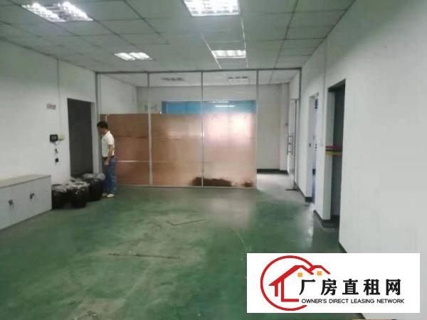 
		独院出租二楼660平方厂房带现成办公室出租
	