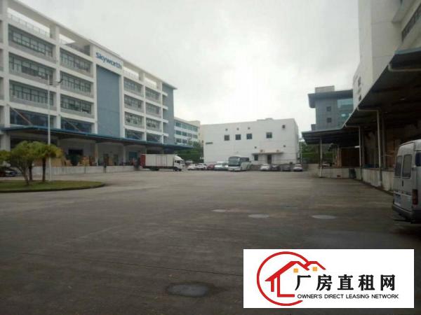 
		石湾新出漂染厂空出4000左右原房东厂房做扎装和件染
	