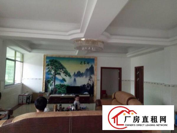 
		出租惠城金石二路(惠博路旁)厂房
	