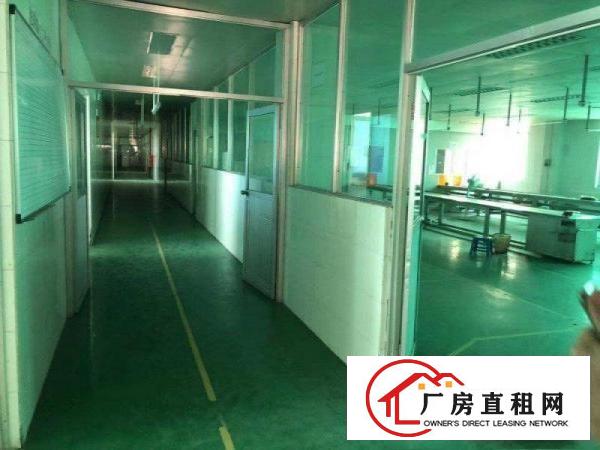 
		小金口原房东独院厂房3600平方出租，宿舍900方
	