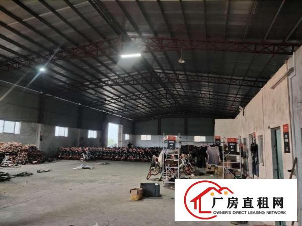 
		小金口1100平方仓库招租大路口进车方便
	