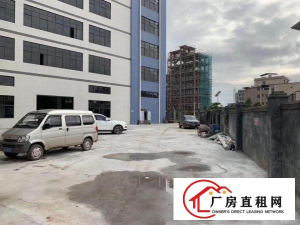 
		仲恺沥林高速路口附近一千八百平米工业园一楼厂房出租
	