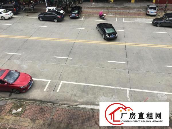 
		出租仓库270平方
	