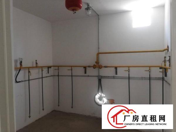 
		惠东白花工业园内2700带行车钢构，可做任何行业
	
