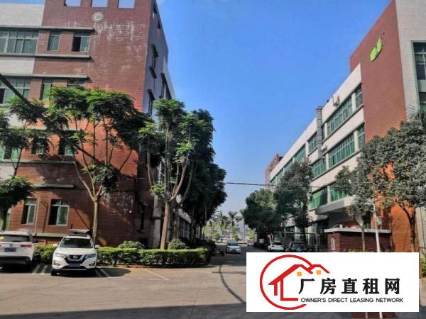 
		免租一个月！罗阳观华分租1楼423平花园式厂房水电齐全
	