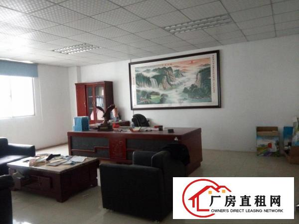 
		石湾镇繁华工业区钢结构厂房可分租可办环评国有土地
	