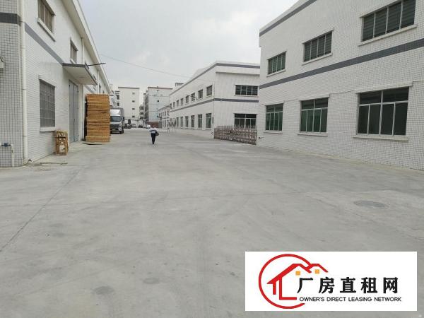 
		园洲钢构厂房红本砖墙到顶重工业厂房出租原房东牛角
	