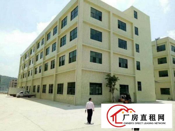 
		石湾经典小独院单一层厂房2900方，现成五金环评，水电费自交
	