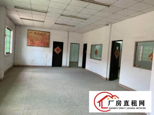 
		石湾原房东小独院2800方，有国土证，合同10年
	