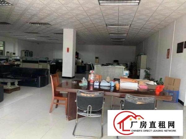 
		石湾独院小厂房出租，面积800平，各行业均可。
	