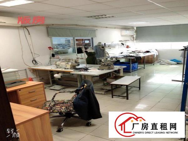  因业务发展本厂转让、服装公司装修齐全、