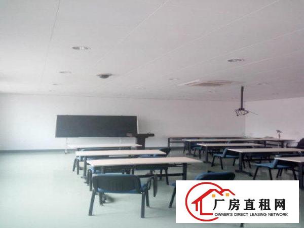  原房东直租！实际面积！4200平方豪华装修独院厂房出租啦！