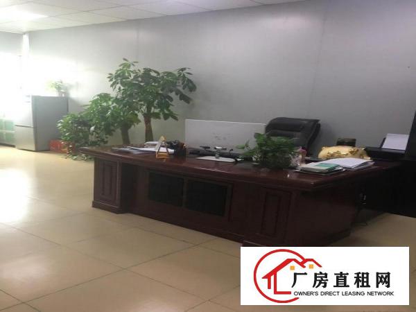  虎门18块一楼带行车水电齐全标准厂房出租