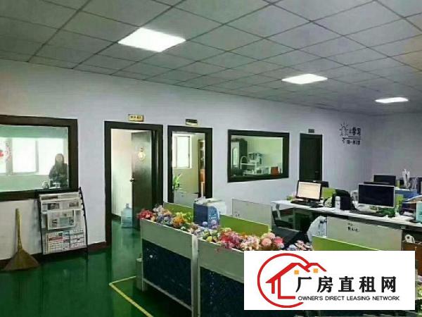  大宁新空出原房东厂房3楼1000平方带装修，可分租