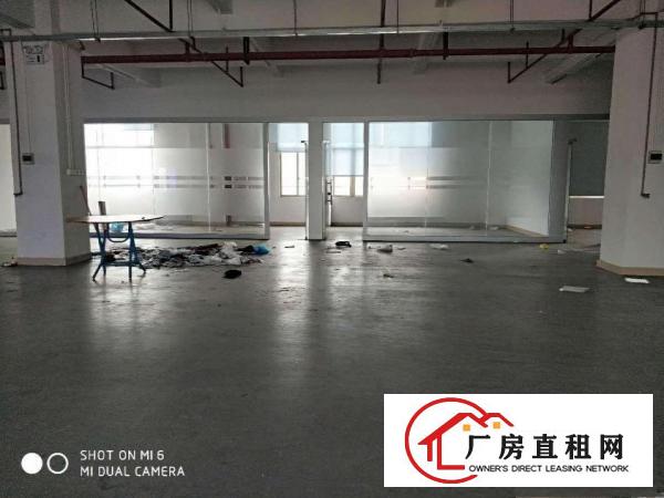  长安霄边振安路旁原房东厂房整层500平厂房出租水电齐全