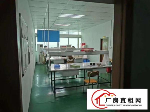  出租长安长安中心区楼上1800平精装修水电齐全可分
