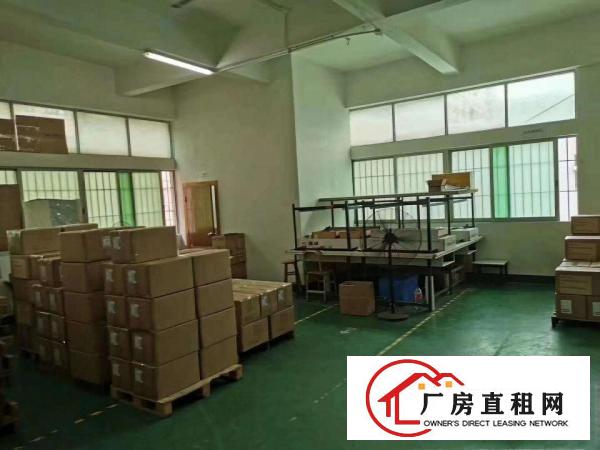  出租长安长安中心区楼上1800平精装修水电齐全可分