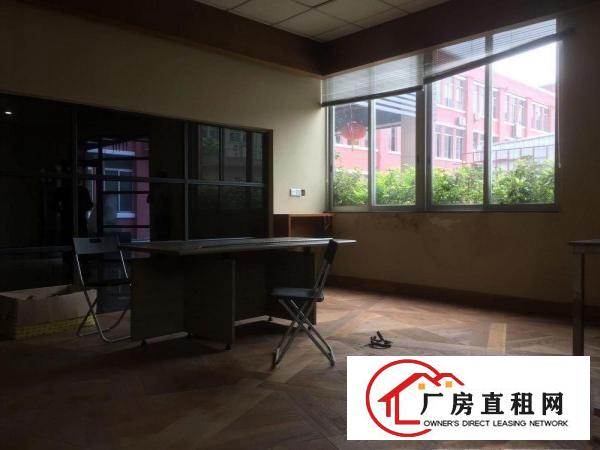  出租长安镇沙头社区210平方厂房，人流量大，好招工