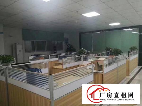  长安镇厦边出租二楼带办公室精装修厂房420平配套齐全可分租