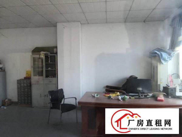  长安乌沙原房东，新出楼上450平带精装修办公室，车间水电齐全