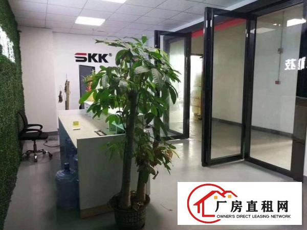  长安乌沙新出楼上1600平米厂房出租，（办公室）豪华装修