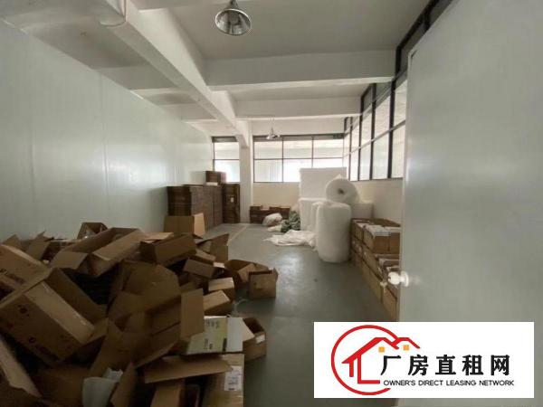  不用装修可直接生产，厕所办公室吊顶。吊梯口电梯两吨，空地大
