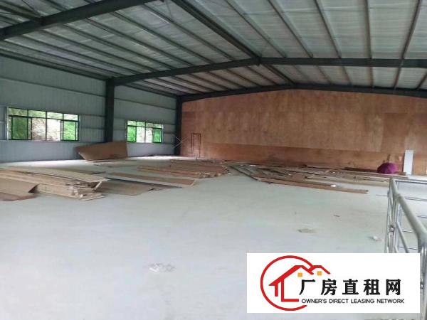  长安新出全新钢构880平厂房出租，靠近山边，接受所有行业