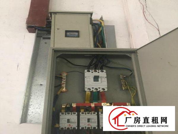  厂房招租长安新出一楼1050平米精装修水电到位