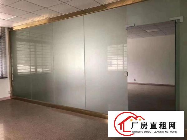  长安锦厦社区，新出楼上350平带简装修，车间水电齐全
