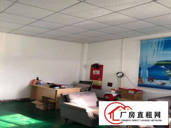  长安街口新出楼上350平方厂房，现成办公室精装修，车间地坪漆
