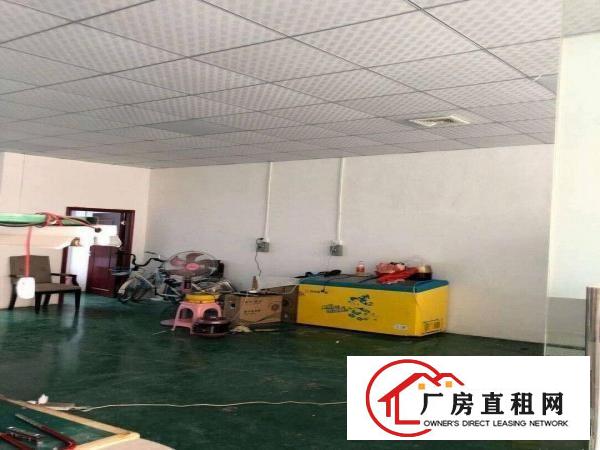  长安街口新出楼上350平方厂房，现成办公室精装修，车间地坪漆