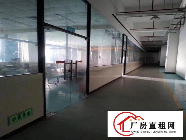  长安乌沙新出楼上带豪华装修厂房980平，带航车！