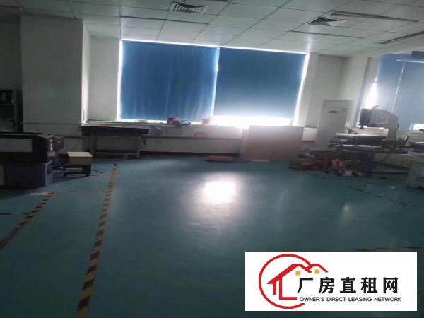  长安乌沙新出楼上带豪华装修厂房980平，带航车！