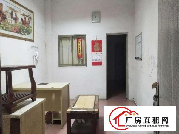  长安主干道振安中路旁新出一楼750平精装修厂房招租