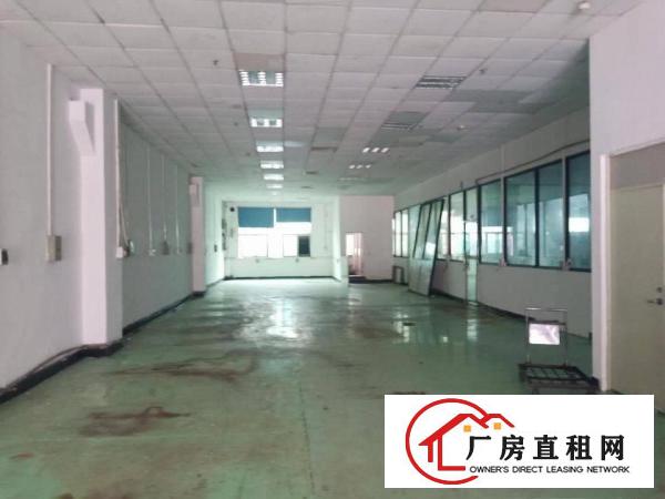  长安夏边靠沿江高速路口新出一楼高6米带精装修办公室厂房600