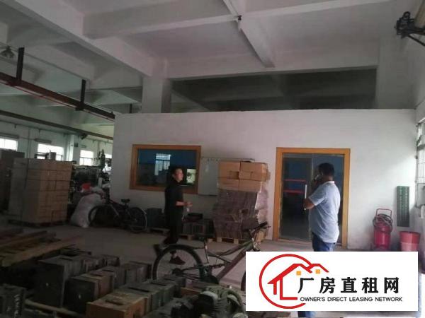  长安沙头原房东厂房一楼带现成行车950平方，有办公室精装修