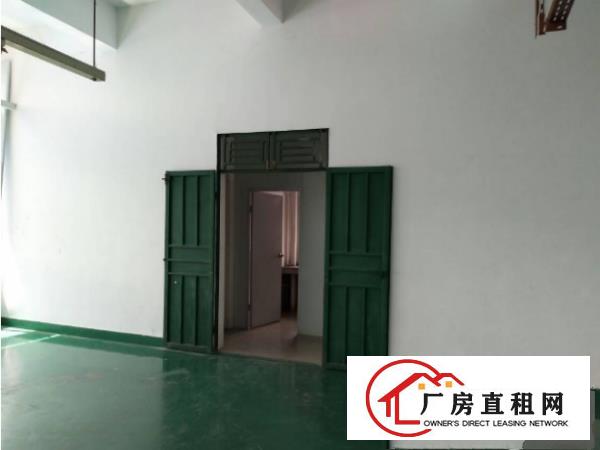  原房东招租！长安涌头二楼2000平带货梯地坪漆