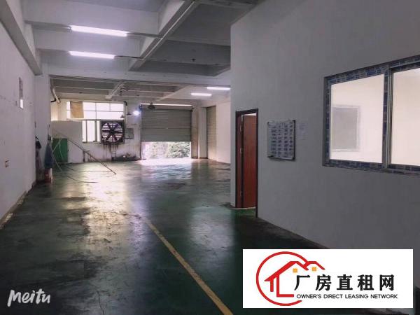  厦岗新出楼上400平方厂房，现成办公室，空地大，4车道直达