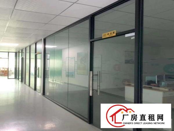  长安沙头南区，即将空出楼上800平带豪华装修，车间水电齐全