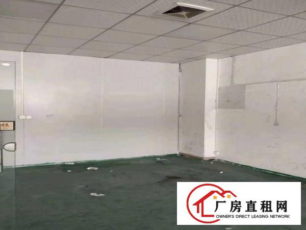  乌沙楼上210平方，水电齐全，带办公室