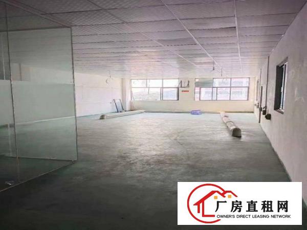  乌沙楼上210平方，水电齐全，带办公室