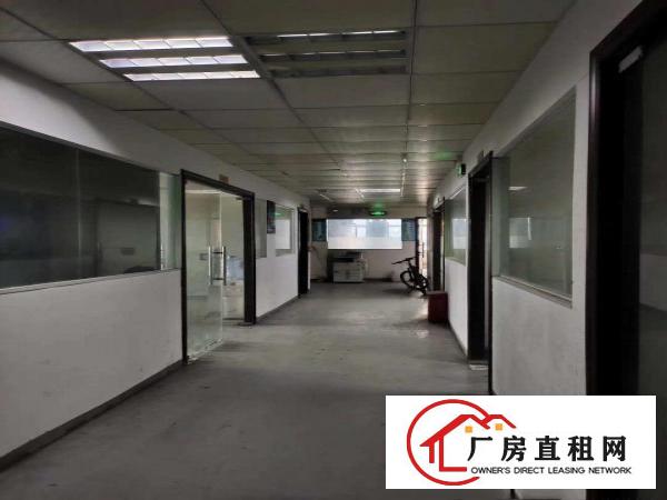  上角新空出楼上650平带装修厂房出租欢迎来电约看