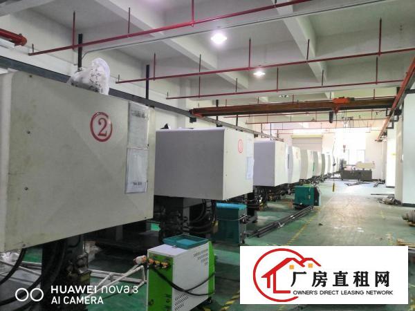  乌沙博越五金城边2楼1300平有装修现成行车出租