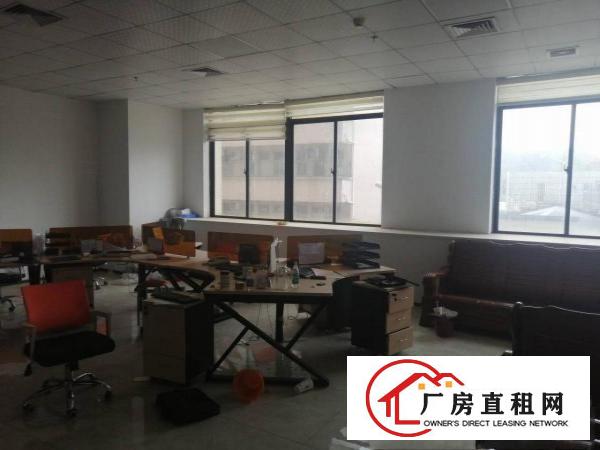  长安新出一楼二楼各3200平带百万装修厂房！
