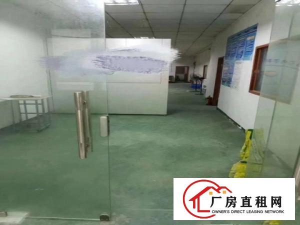  乌沙大润发旁二楼360平厂房出租，5000块全包