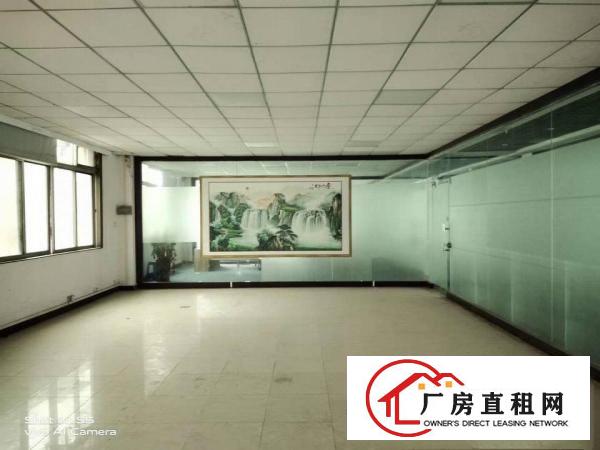  厦边小面积厂房出租带精装修！！！