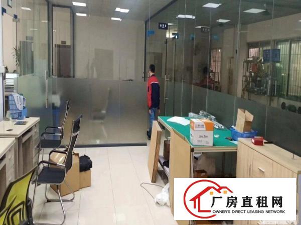  长安厦边沿江高速附近新出一楼800平，精装修，办公室水电齐全