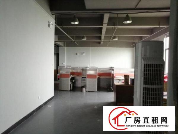  厦岗新出楼上1200平方，带装修，水电齐全！
