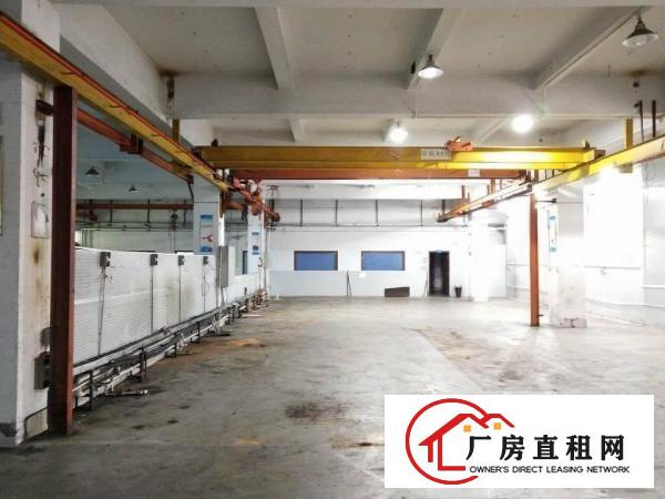  长安镇刚空出一楼1200平方厂房水电齐全可办环评，园区空地大