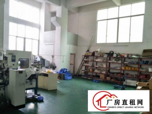  长安中心区，楼上精装修600方厂房。可环评，无行业限制！